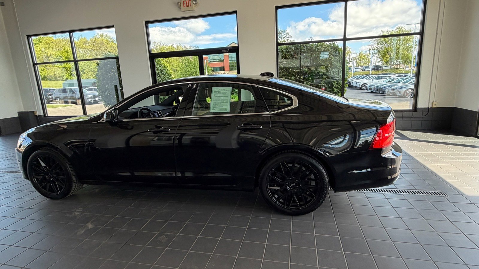Used 2017 Volvo S90 T6 Momentum w/ Vision Package AWD/4WD image 7