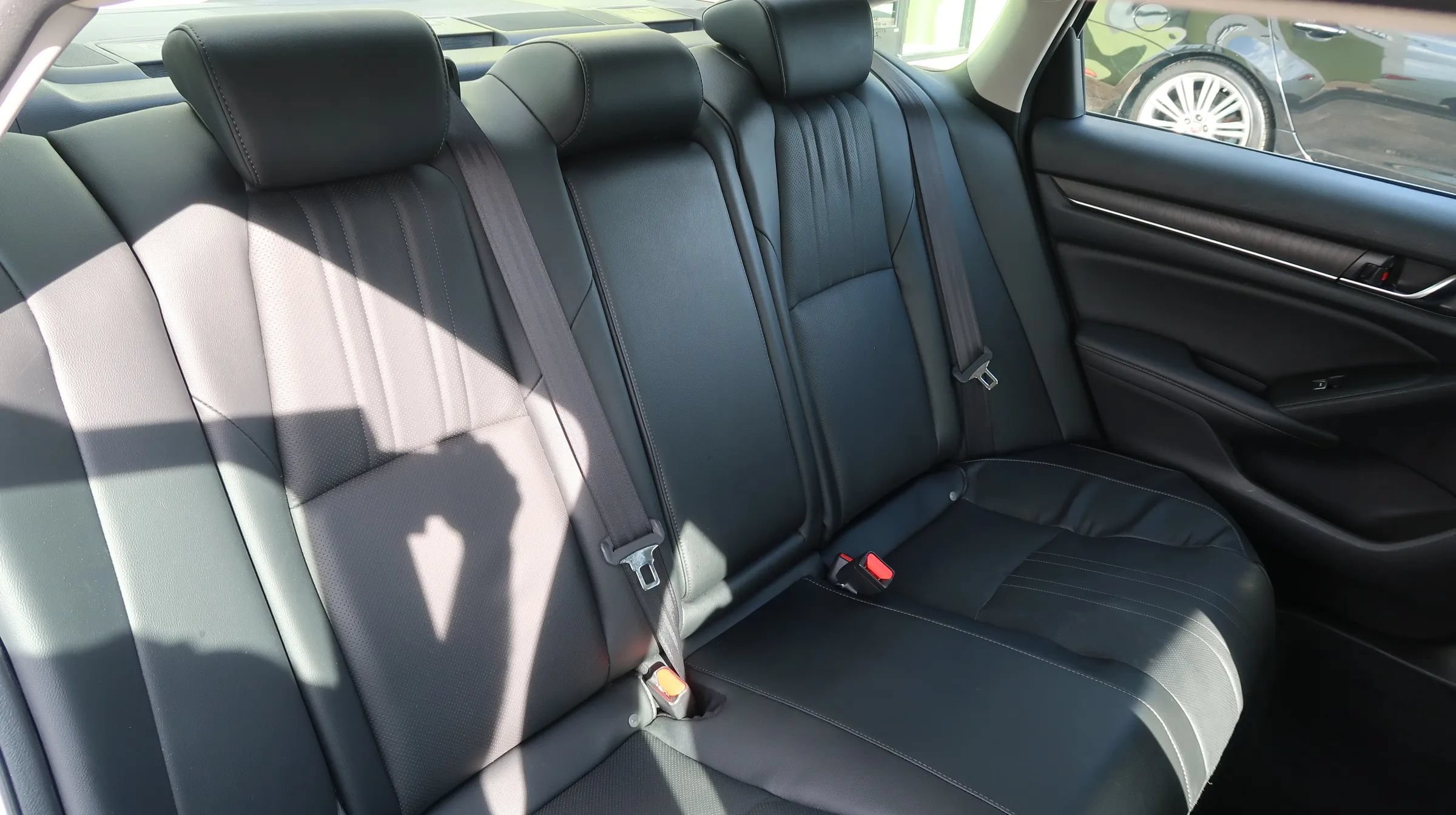 Used 2021 Honda Accord EX-L image 21