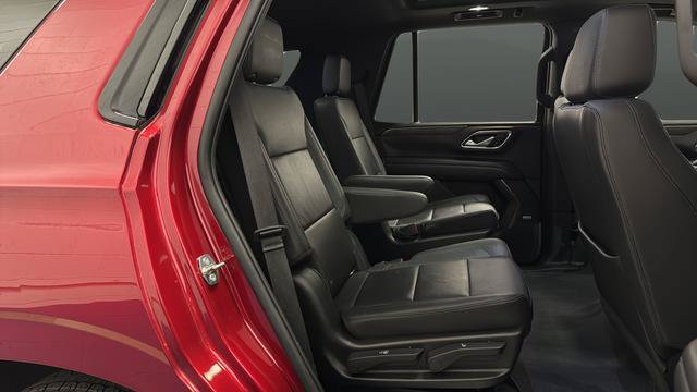 Used 2022 Chevrolet Tahoe Z71 w/ Luxury Package AWD/4WD image 25