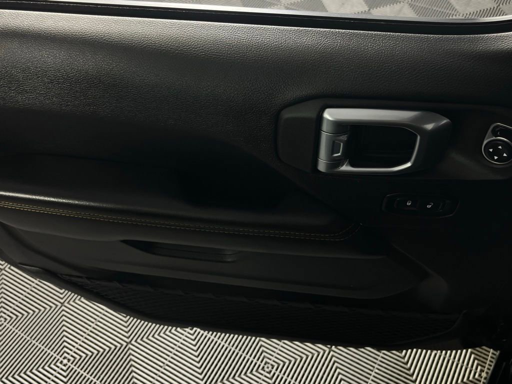 Used 2024 Jeep Wrangler Unlimited Sahara w/ Safety Group image 22