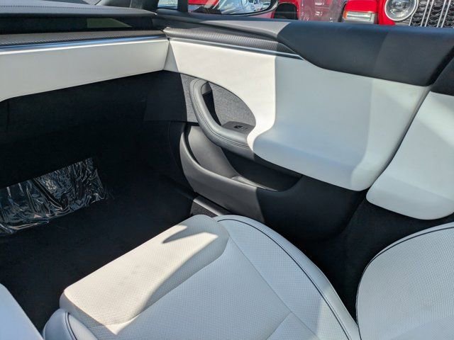 Used 2024 Tesla Model S Plaid image 15