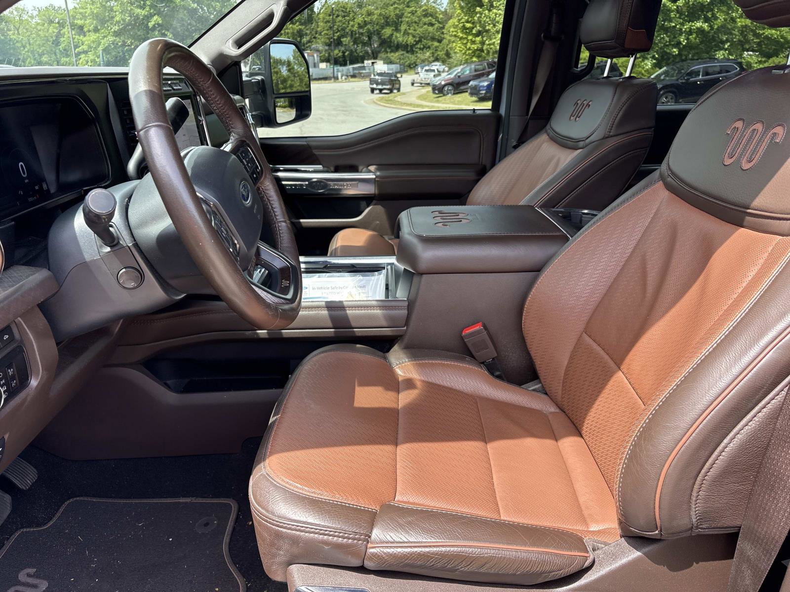 Used 2024 Ford F250 King Ranch w/ Tremor Off-Road Package AWD/4WD image 16