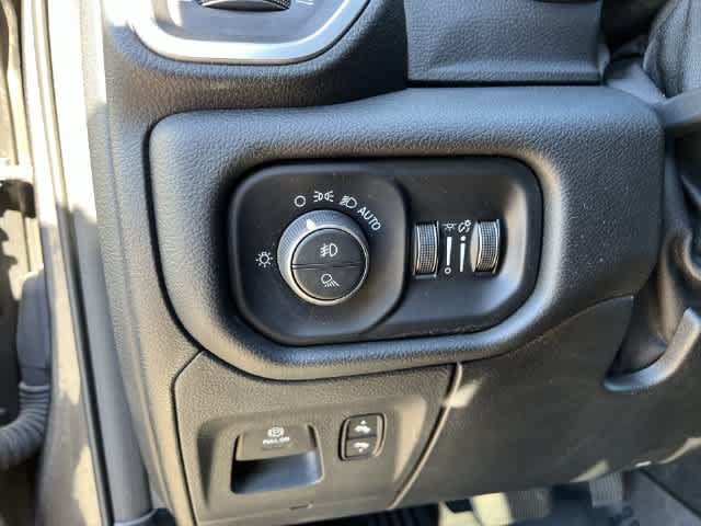 Used 2019 RAM 1500 Big Horn AWD/4WD image 31