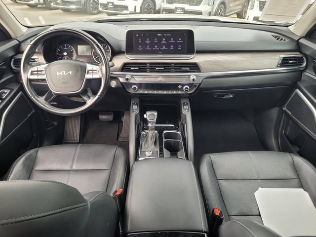 Certified 2022 Kia Telluride EX w/ EX Premium Package FWD image 17