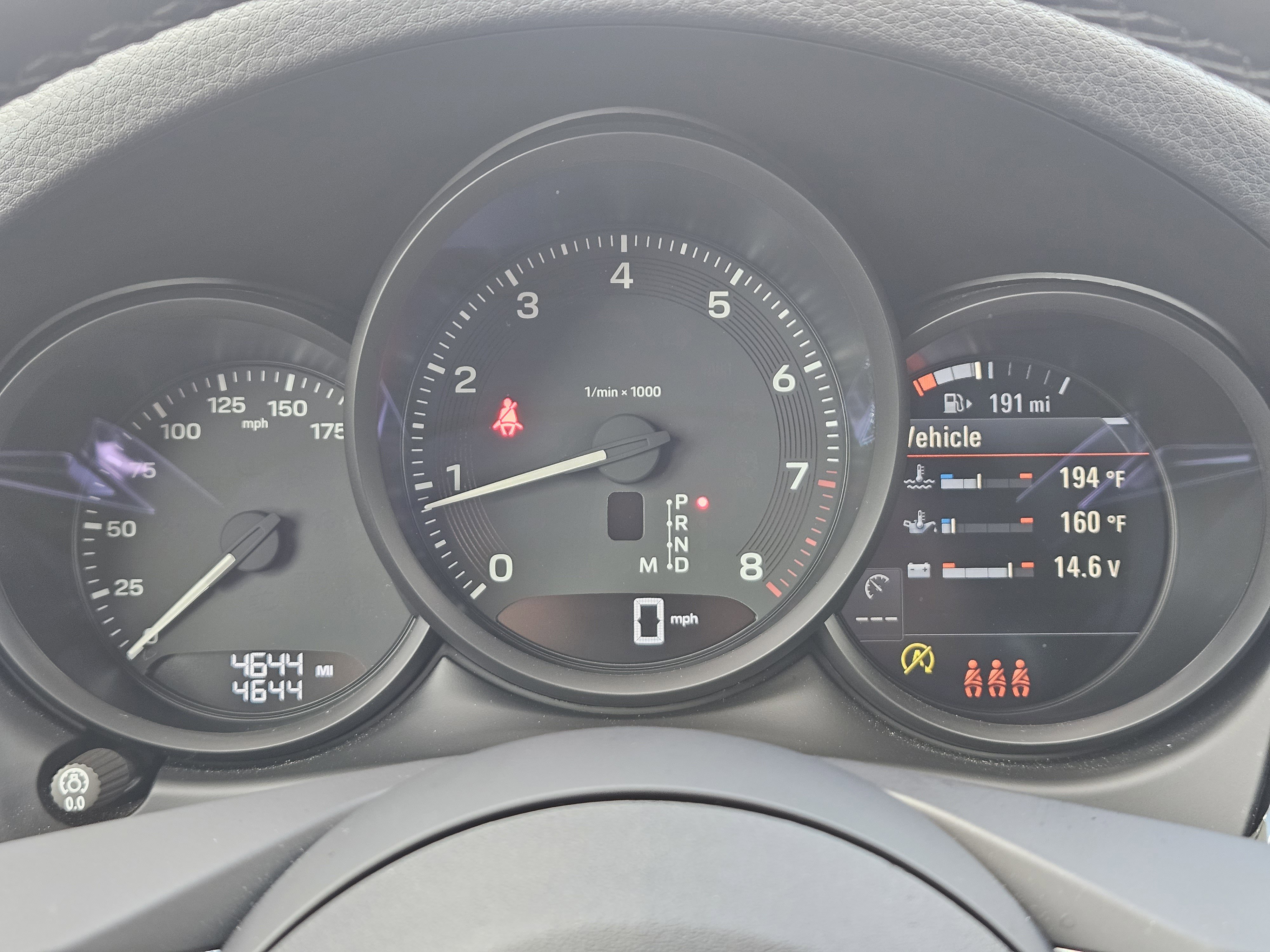 Certified 2025 Porsche Macan image 16