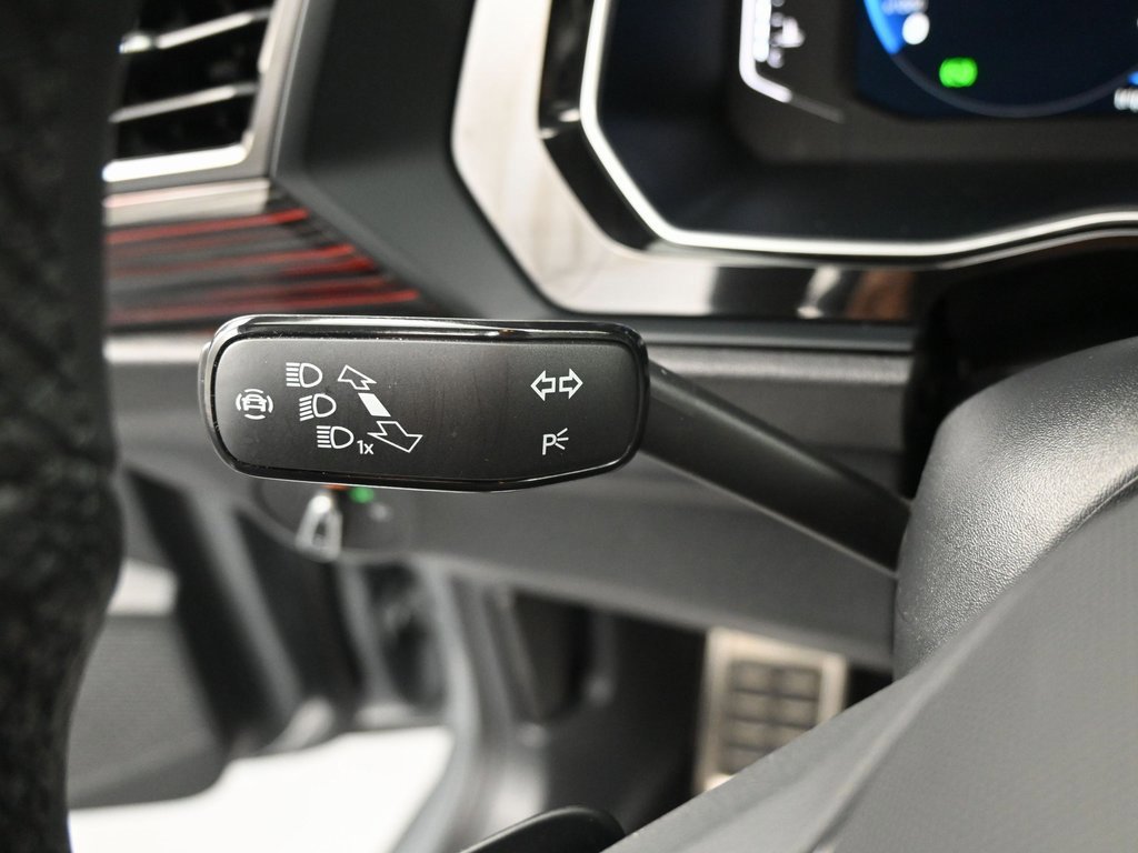 Used 2024 Volkswagen Jetta GLI Autobahn image 19