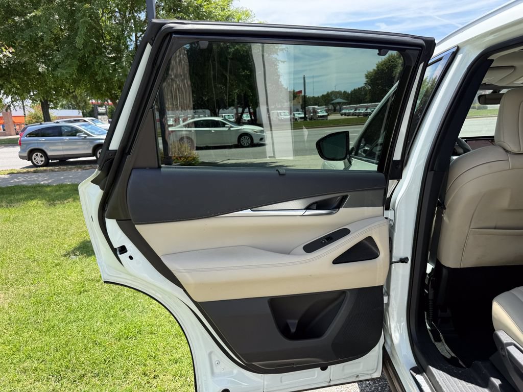 Used 2023 INFINITI QX60 Luxe w/ Cargo Package AWD/4WD image 22
