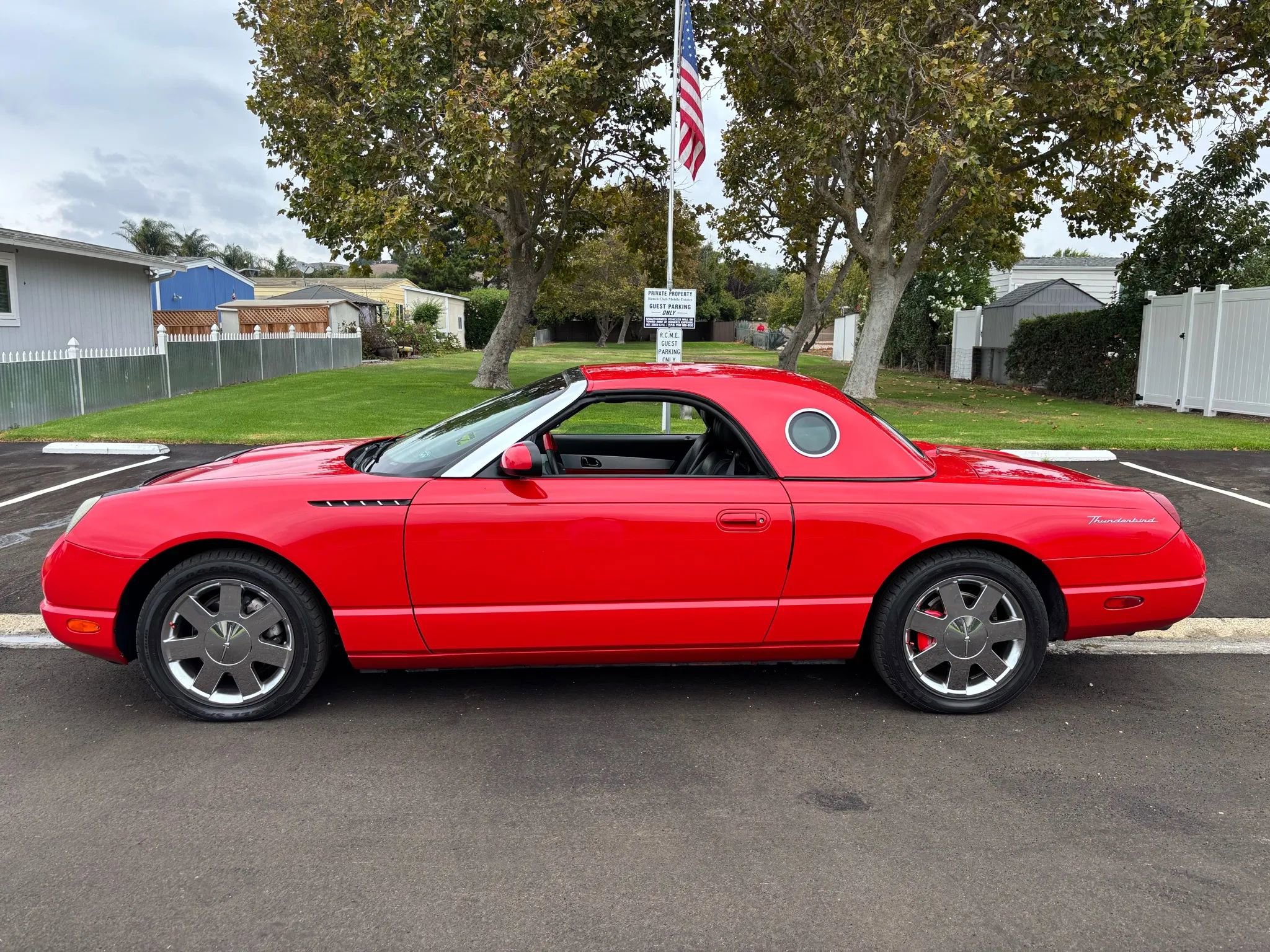 Used 2002 Ford Thunderbird image 1