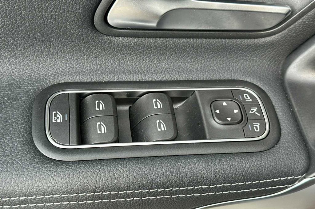 Certified 2026 Mercedes-Benz CLA 250 image 12