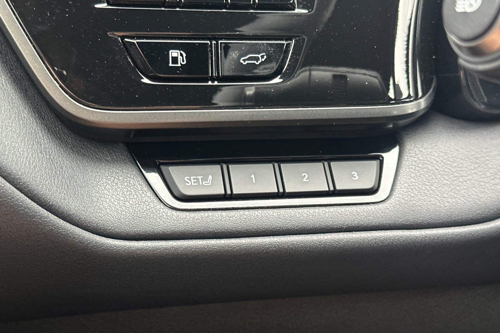 Used 2026 Lexus TX 350 AWD w/ Technology Package image 40