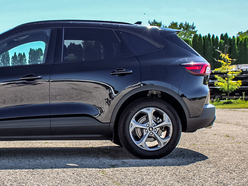 Used 2026 Ford Escape ST-Line AWD/4WD image 40