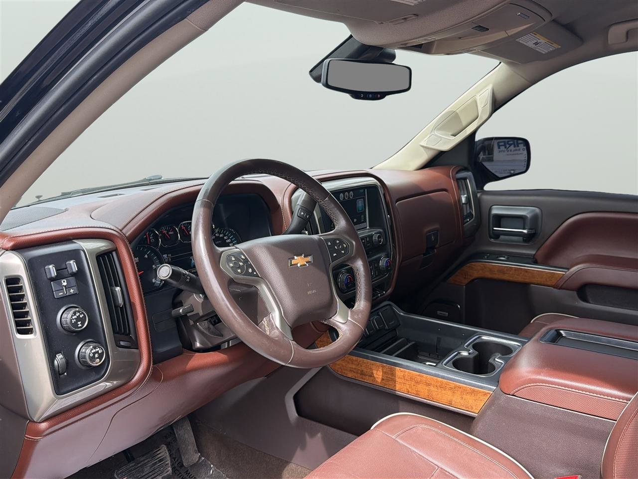 Used 2015 Chevrolet Silverado 1500 High Country w/ High Country Premium Package AWD/4WD image 11