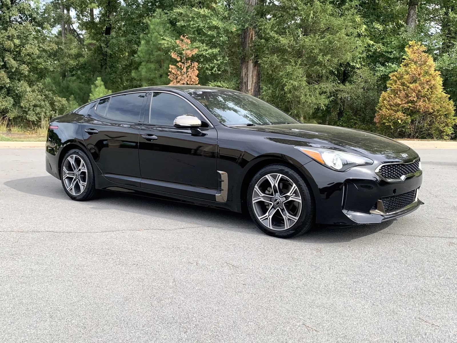Used 2020 Kia Stinger GT-Line RWD image 1