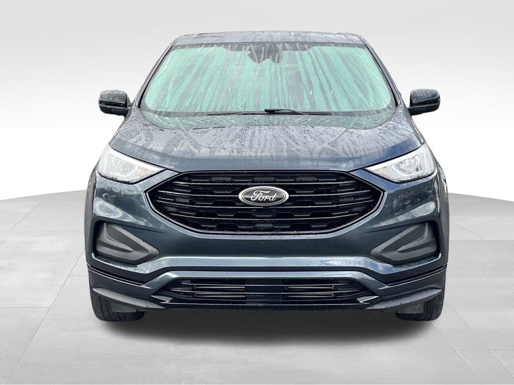 Used 2022 Ford Edge SE w/ Black Appearance Package image 9