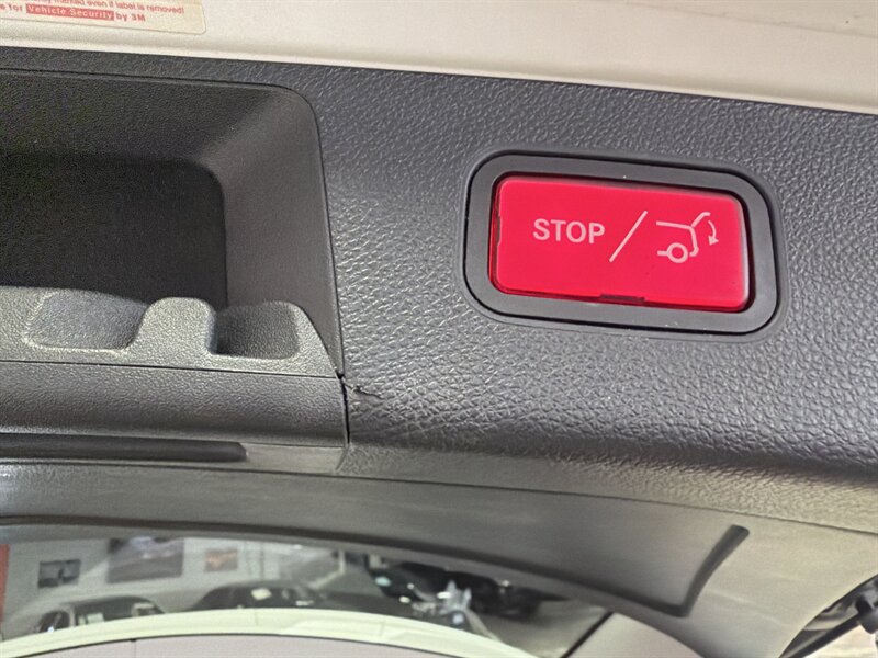 Used 2014 Mercedes-Benz GLK 350 2WD image 27
