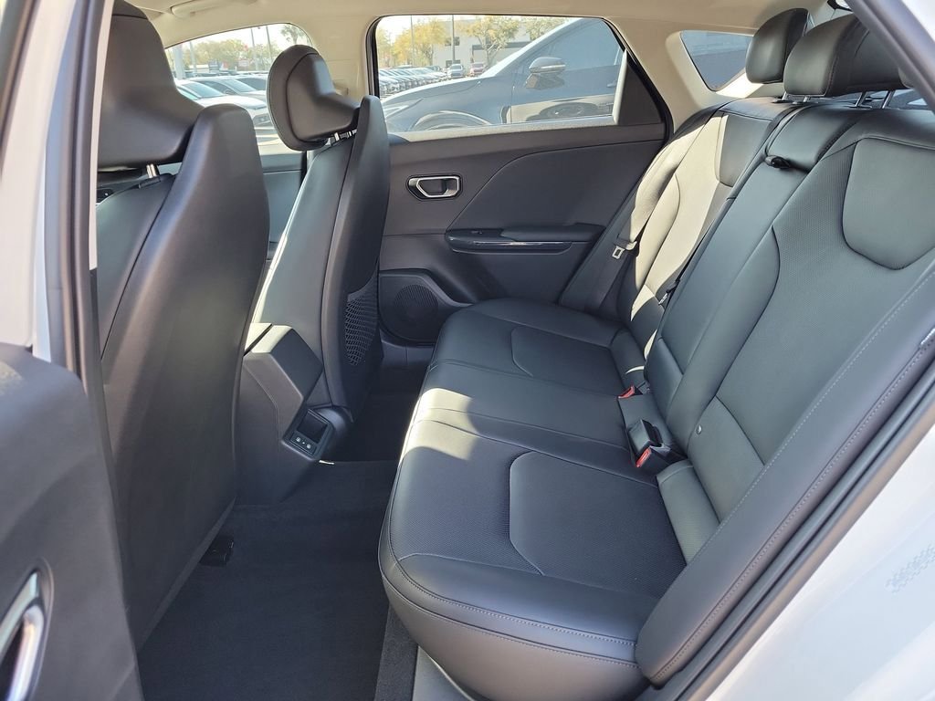 New 2026 Kia K4 EX image 14