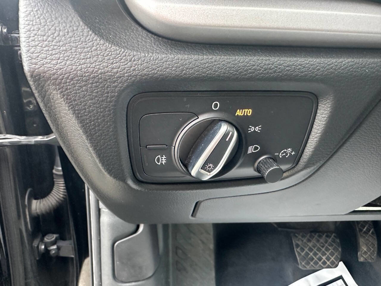 Used 2015 Audi A3 1.8T Premium FWD image 16