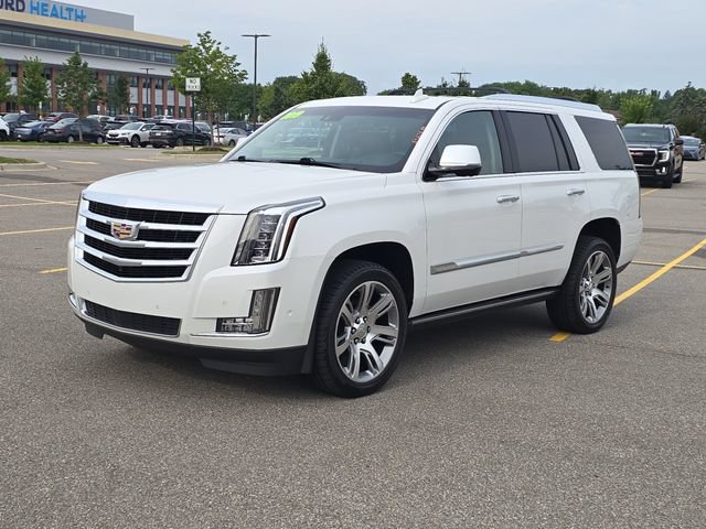 Used 2019 Cadillac Escalade Premium Luxury AWD/4WD image 2