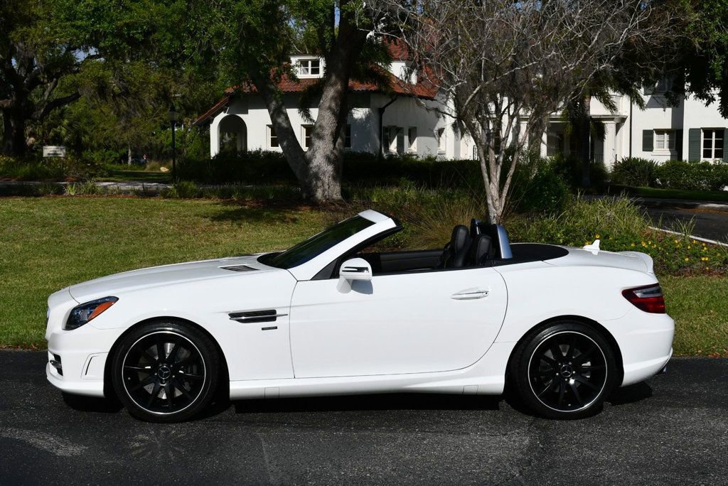 Used 2015 Mercedes-Benz SLK 350 image 27