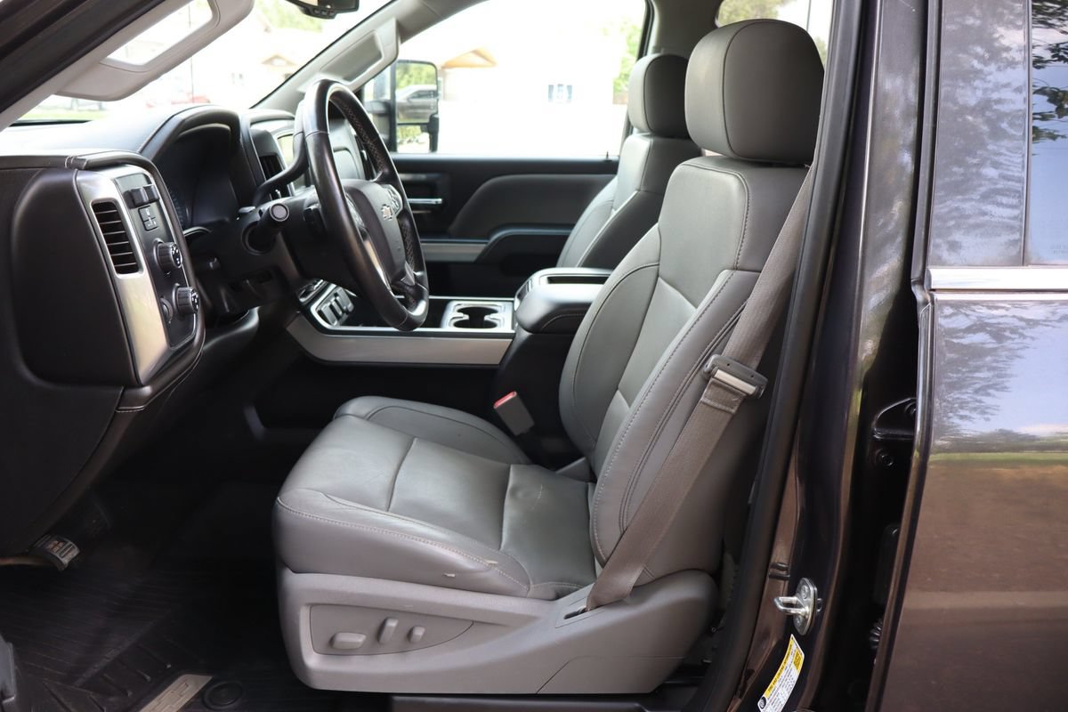 Used 2015 Chevrolet Silverado 2500 LTZ w/ Duramax Plus Package AWD/4WD image 19
