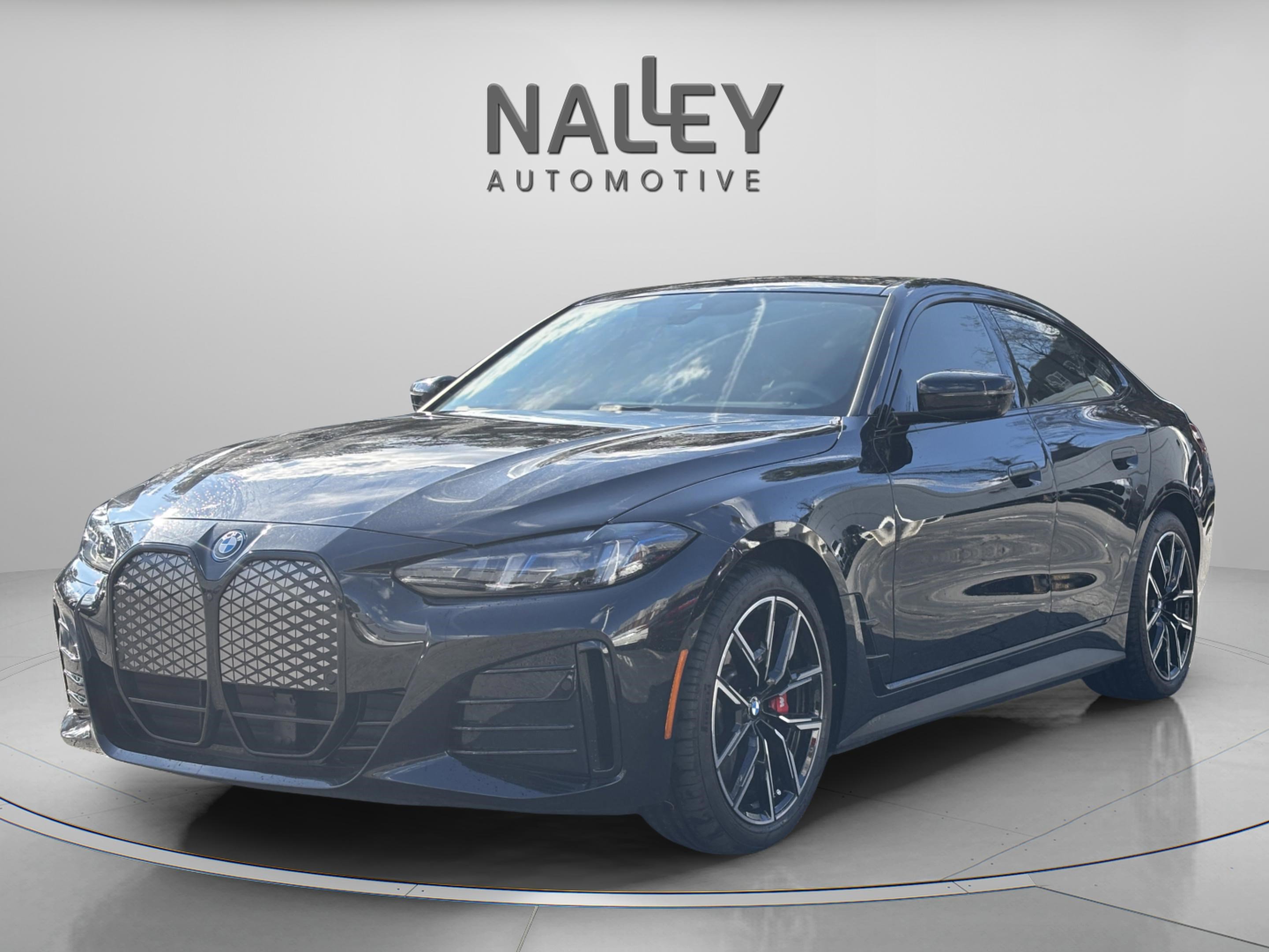 Used 2025 BMW i4 eDrive40 w/ M Sport Package image 1