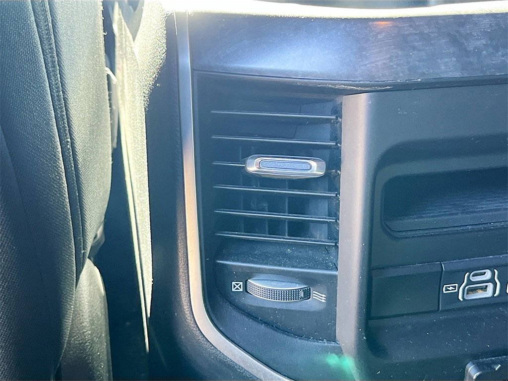 Used 2021 RAM 1500 Big Horn image 26