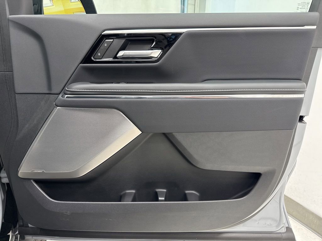 New 2025 GMC Sierra EV Denali AWD/4WD image 8