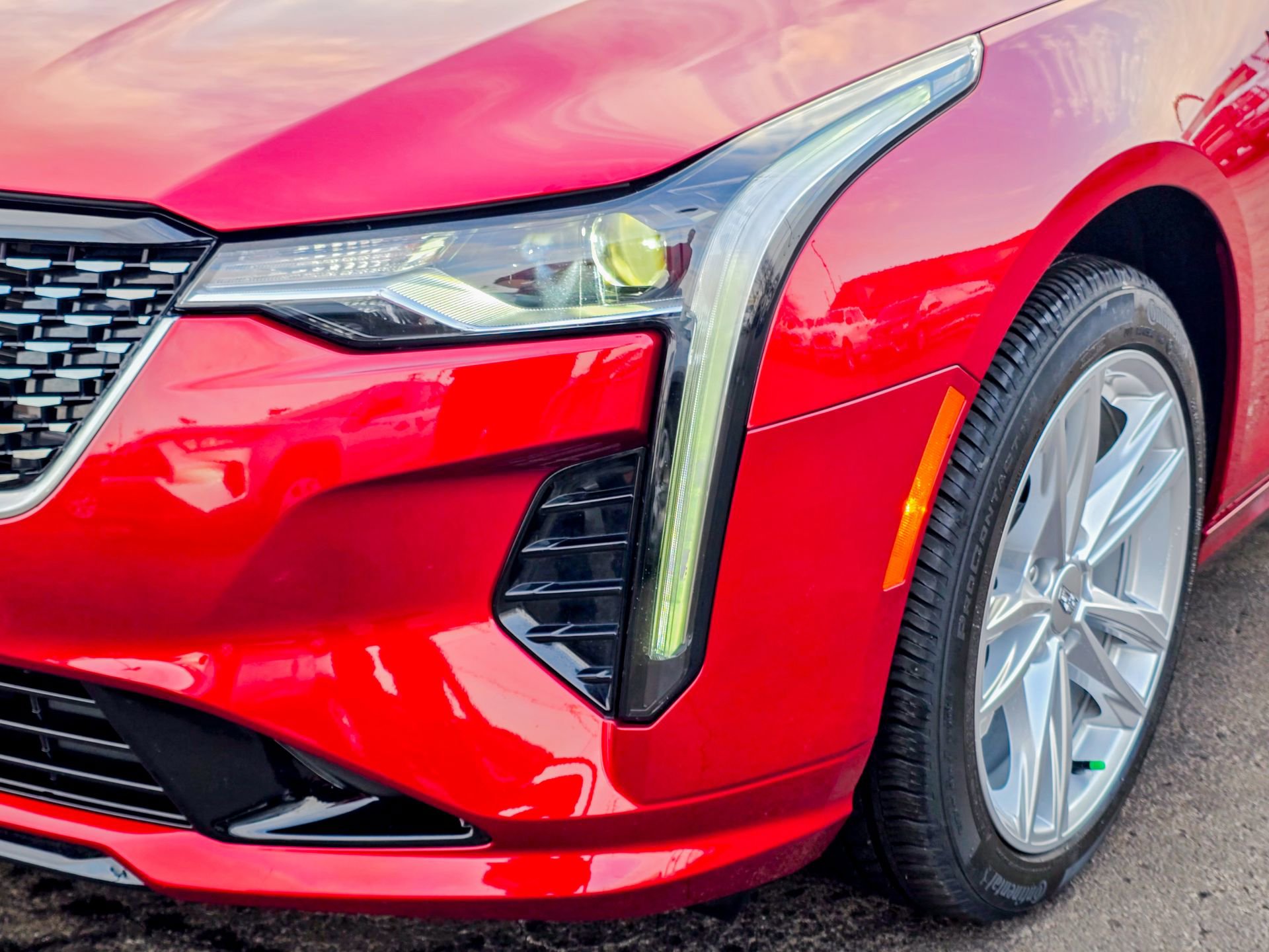 Used 2025 Cadillac CT4 Luxury image 5