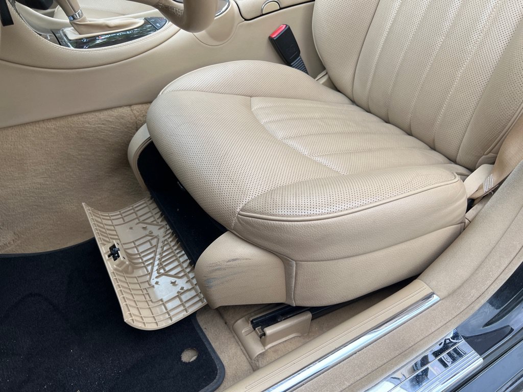 Used 2011 Mercedes-Benz CLS 550 image 20