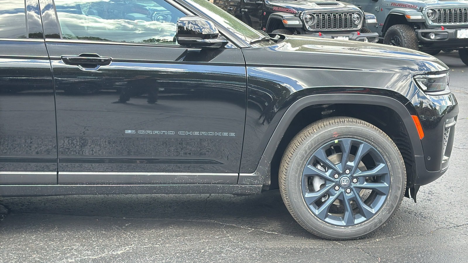 New 2026 Jeep Grand Cherokee Limited AWD/4WD image 5