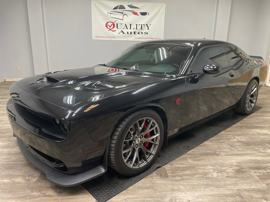 Used 2015 Dodge Challenger SRT Hellcat image 1