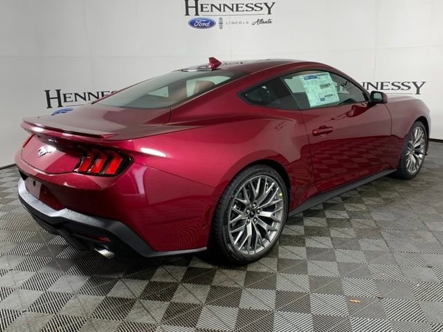 Used 2025 Ford Mustang Premium image 8