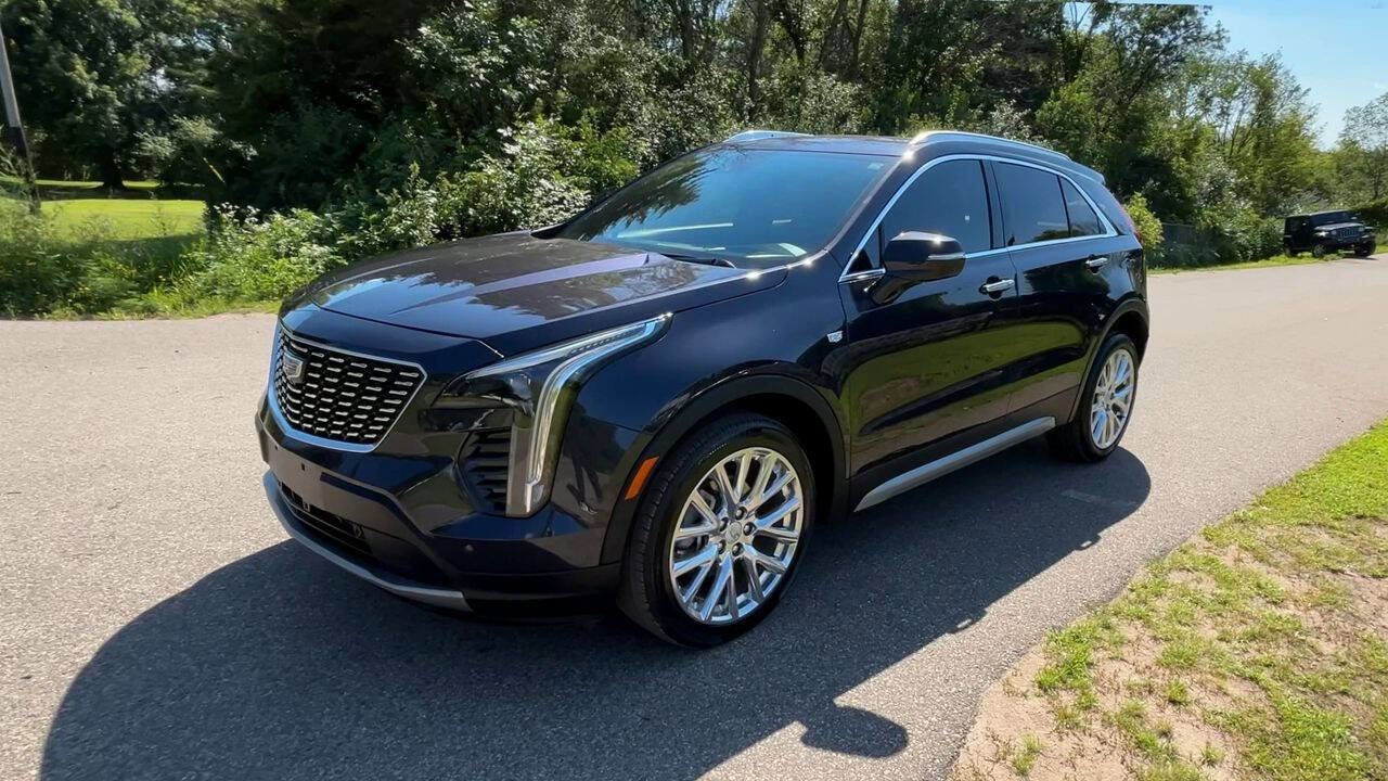 Used 2022 Cadillac XT4 Premium Luxury w/ LPO, Radiant Package image 27