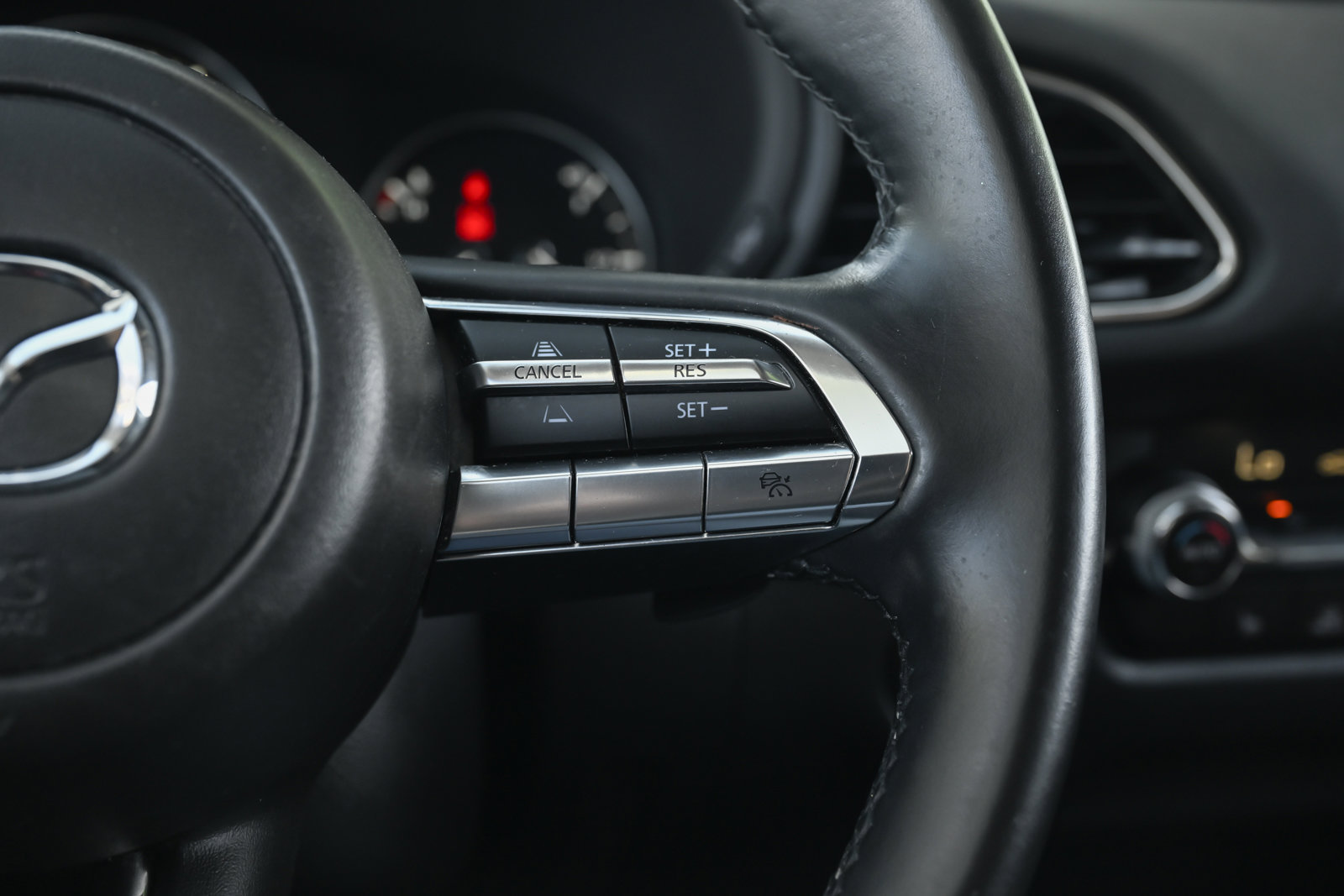 Used 2021 MAZDA CX-30 AWD 2.5 S w/ Premium Package image 27