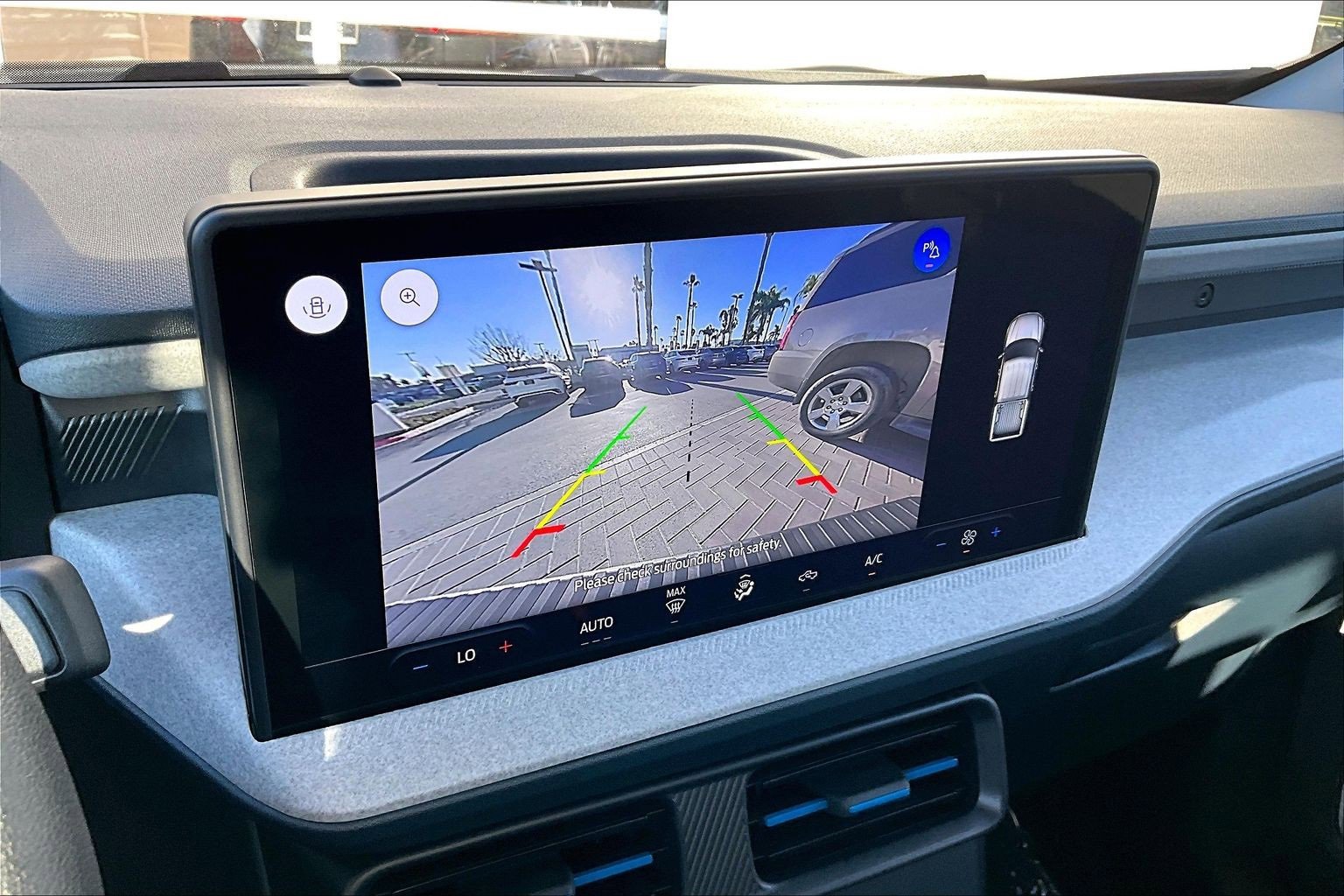 Used 2025 Ford Maverick XLT w/ Equipment Group 302A image 21