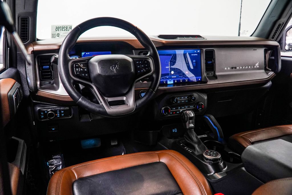 Used 2023 Ford Bronco Outer Banks image 5