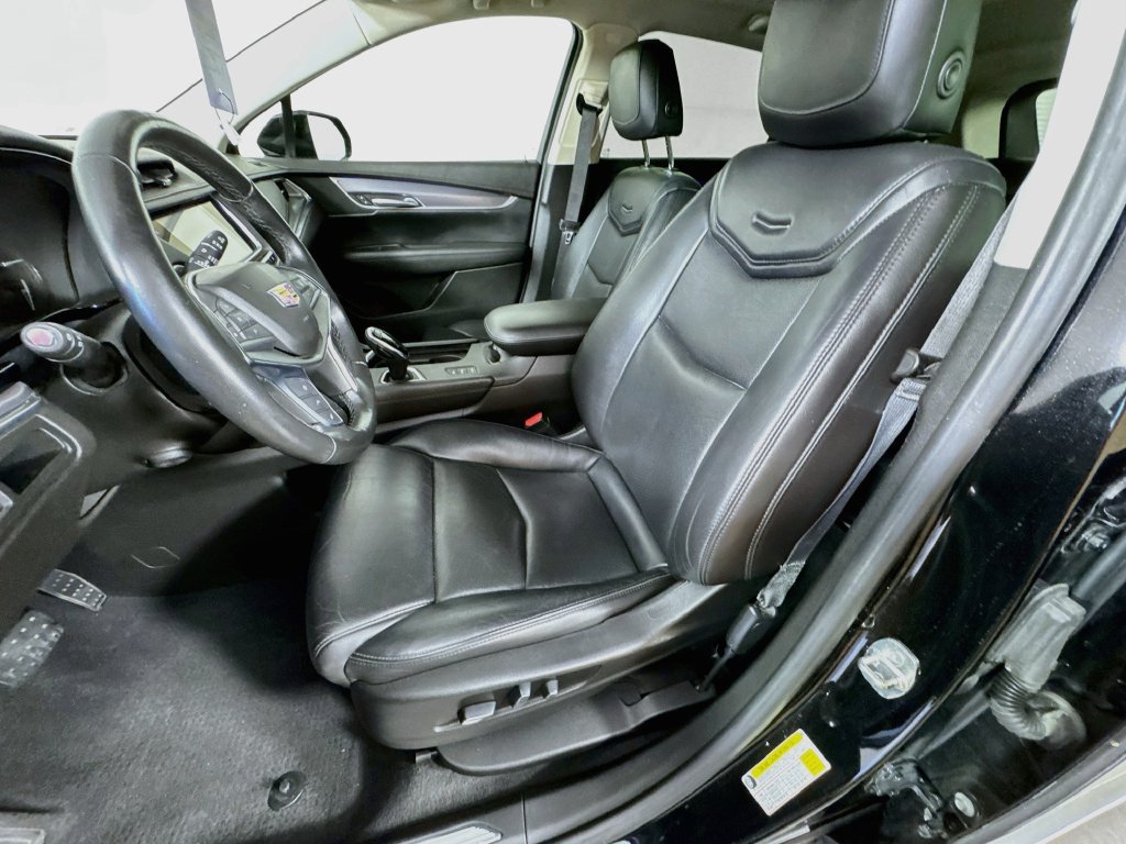 Used 2019 Cadillac XT5 Premium Luxury AWD/4WD image 25