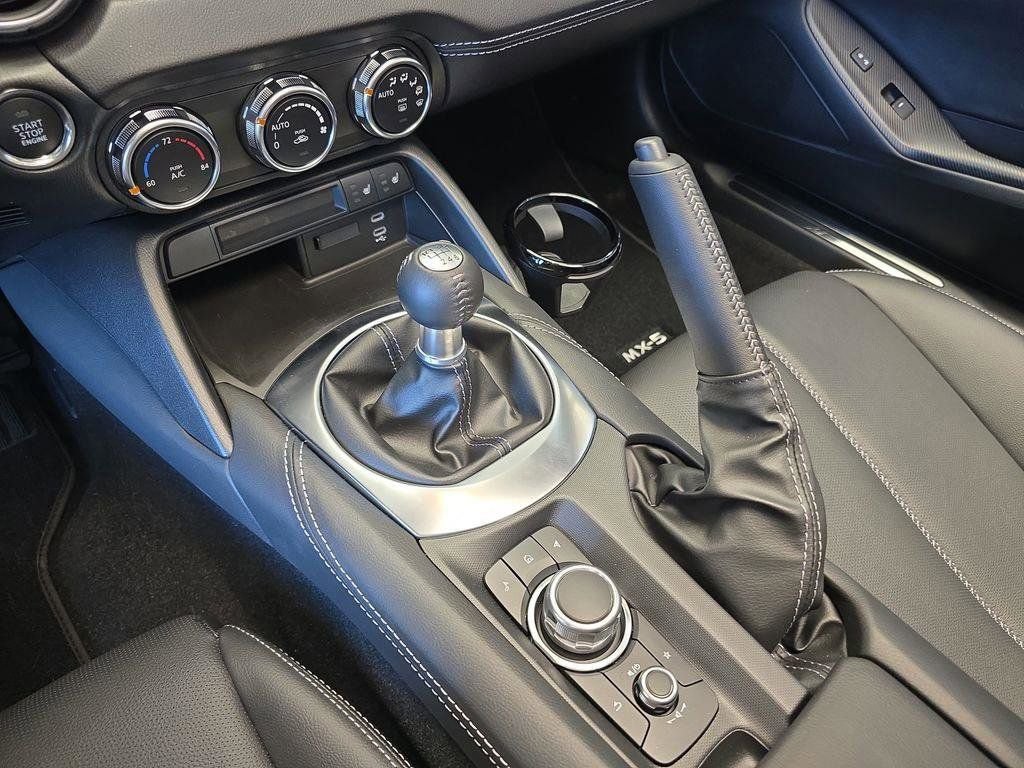 New 2026 MAZDA MX-5 Miata Grand Touring RWD image 18