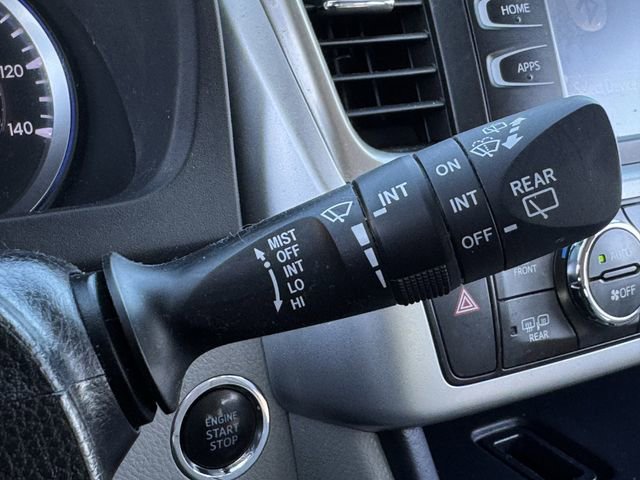 Used 2019 Toyota Highlander XLE image 13