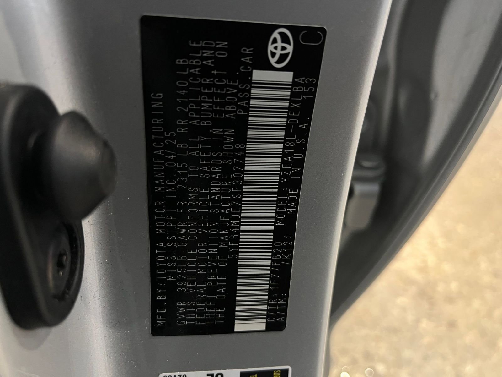 Used 2025 Toyota Corolla LE image 29