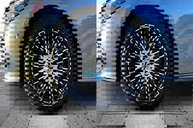 New 2026 Mercedes-Benz C 300 4MATIC Sedan image 15