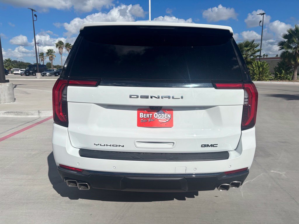 Used 2026 GMC Yukon Denali Ultimate AWD/4WD image 5