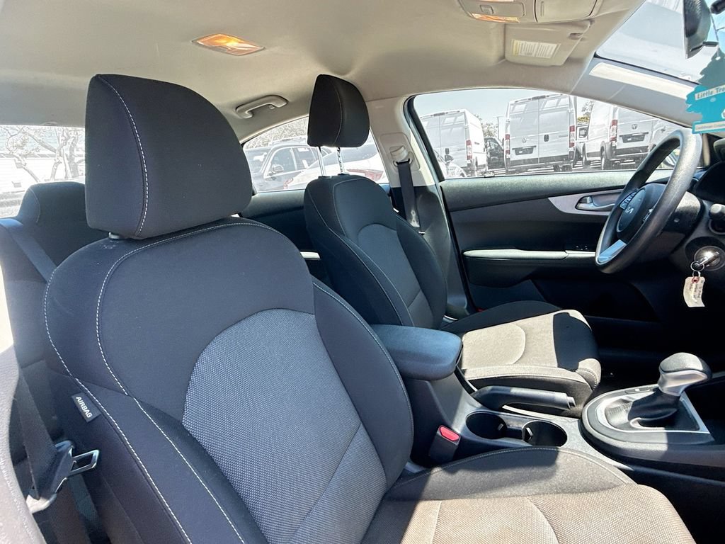 Used 2024 Kia Forte LX FWD image 29