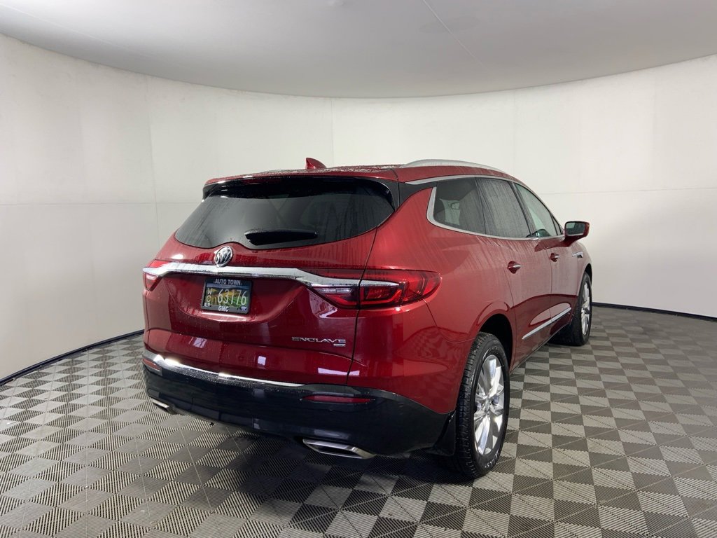 Used 2019 Buick Enclave Premium w/ Experience Buick Package image 3