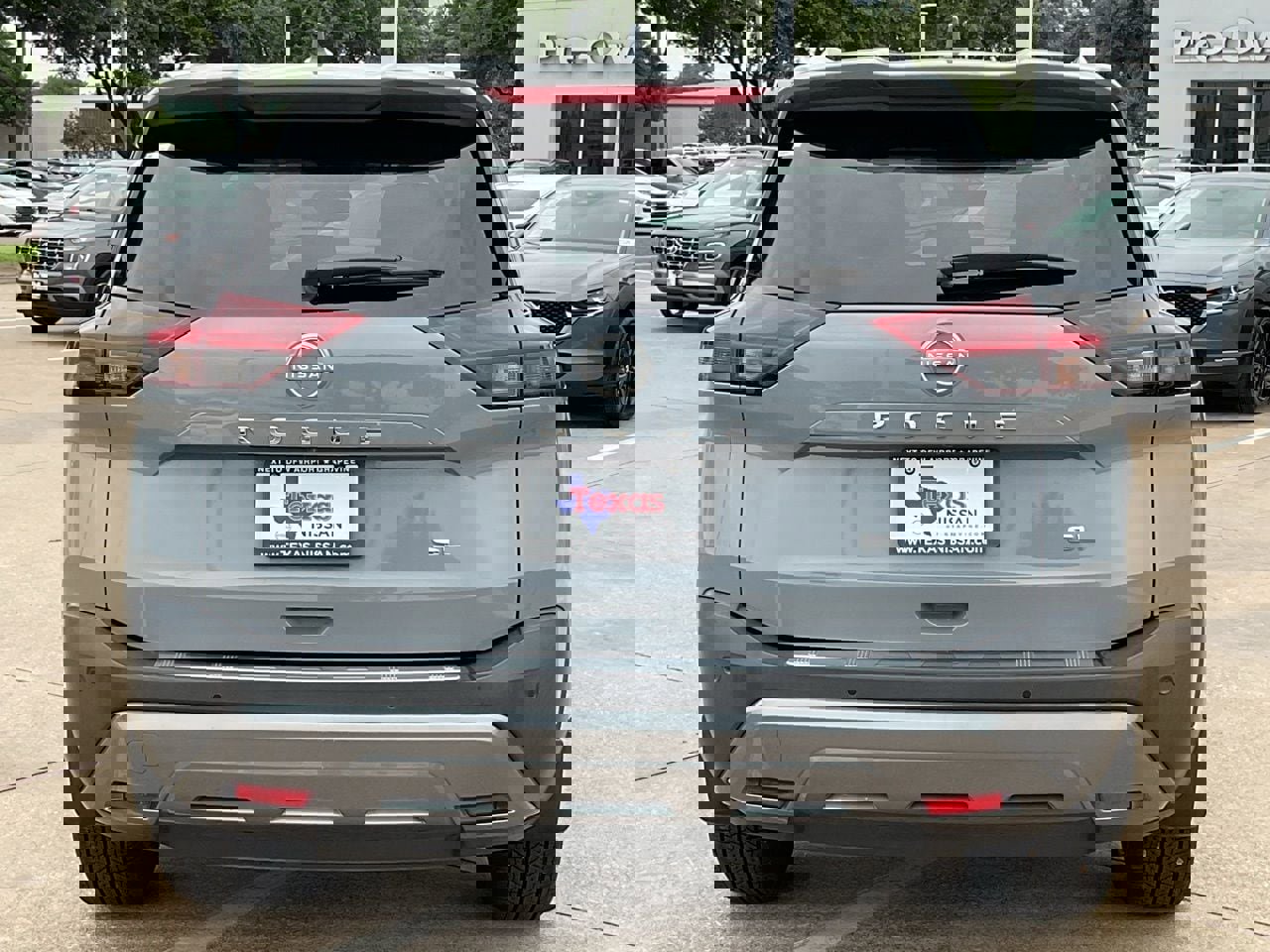 Used 2023 Nissan Rogue SL w/ SL Premium Package image 6