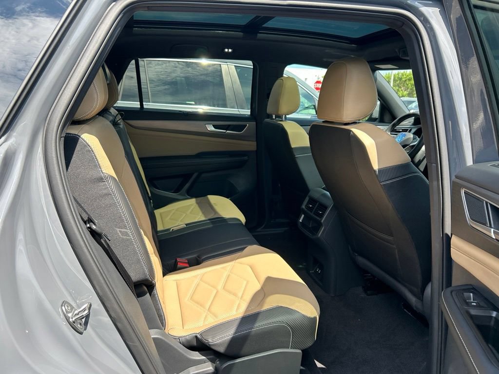 New 2026 Volkswagen Atlas Cross Sport SE FWD image 44