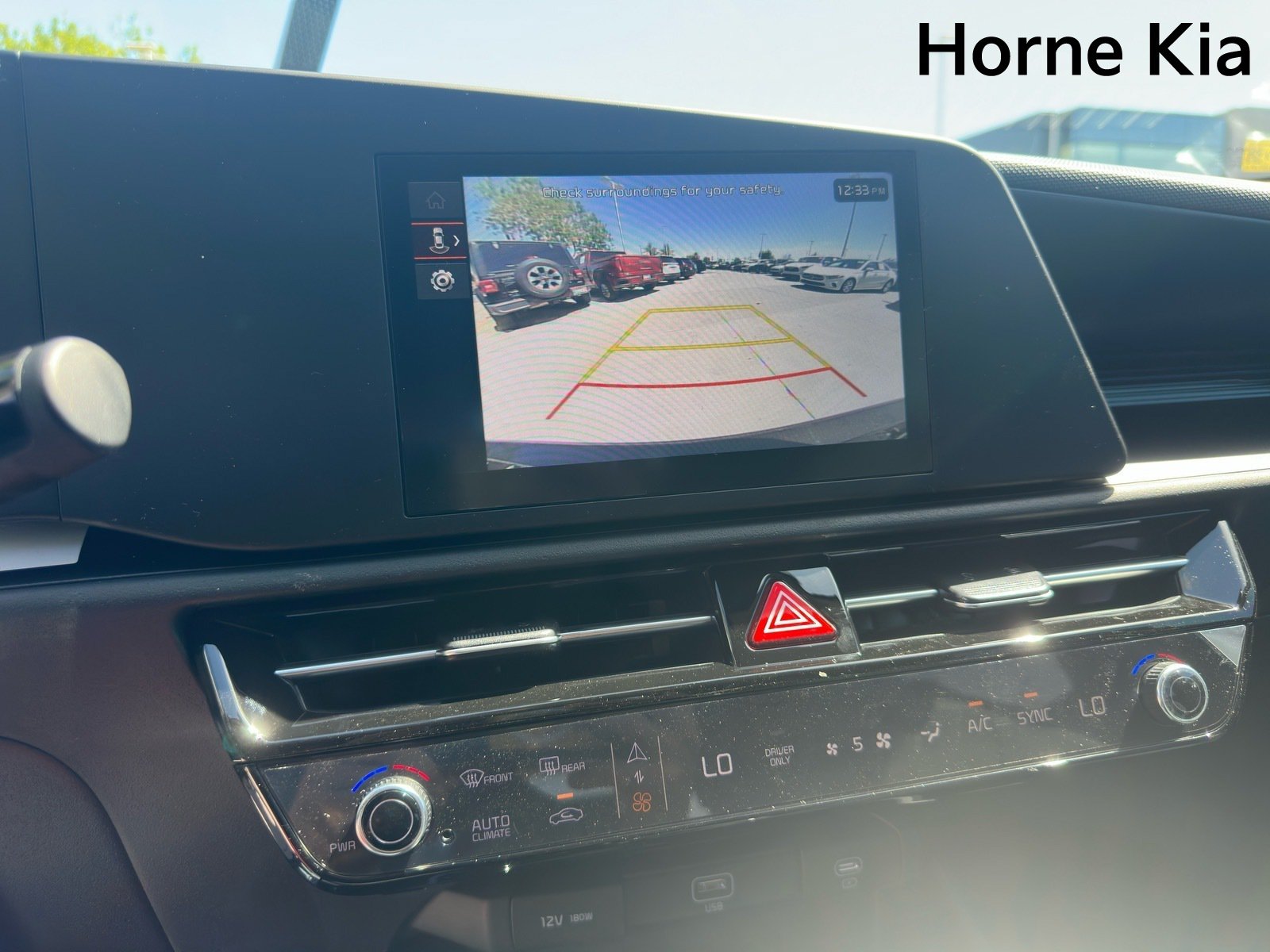 New 2026 Kia Niro LX FWD image 17