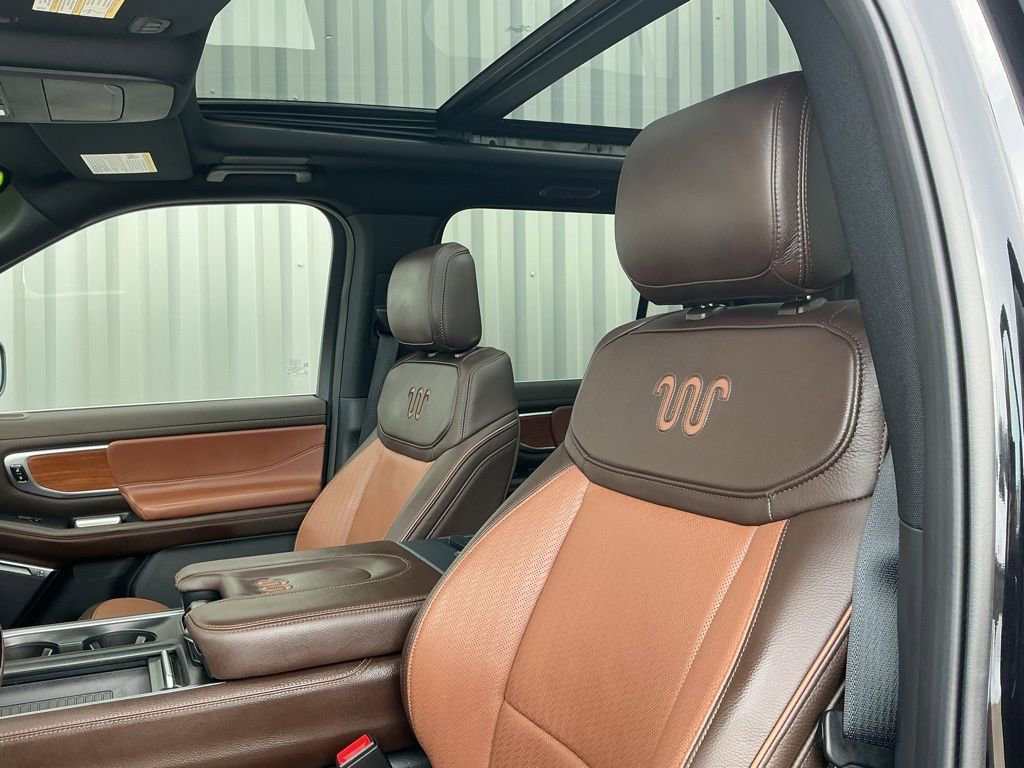 Used 2025 Ford Expedition Max King Ranch AWD/4WD image 11