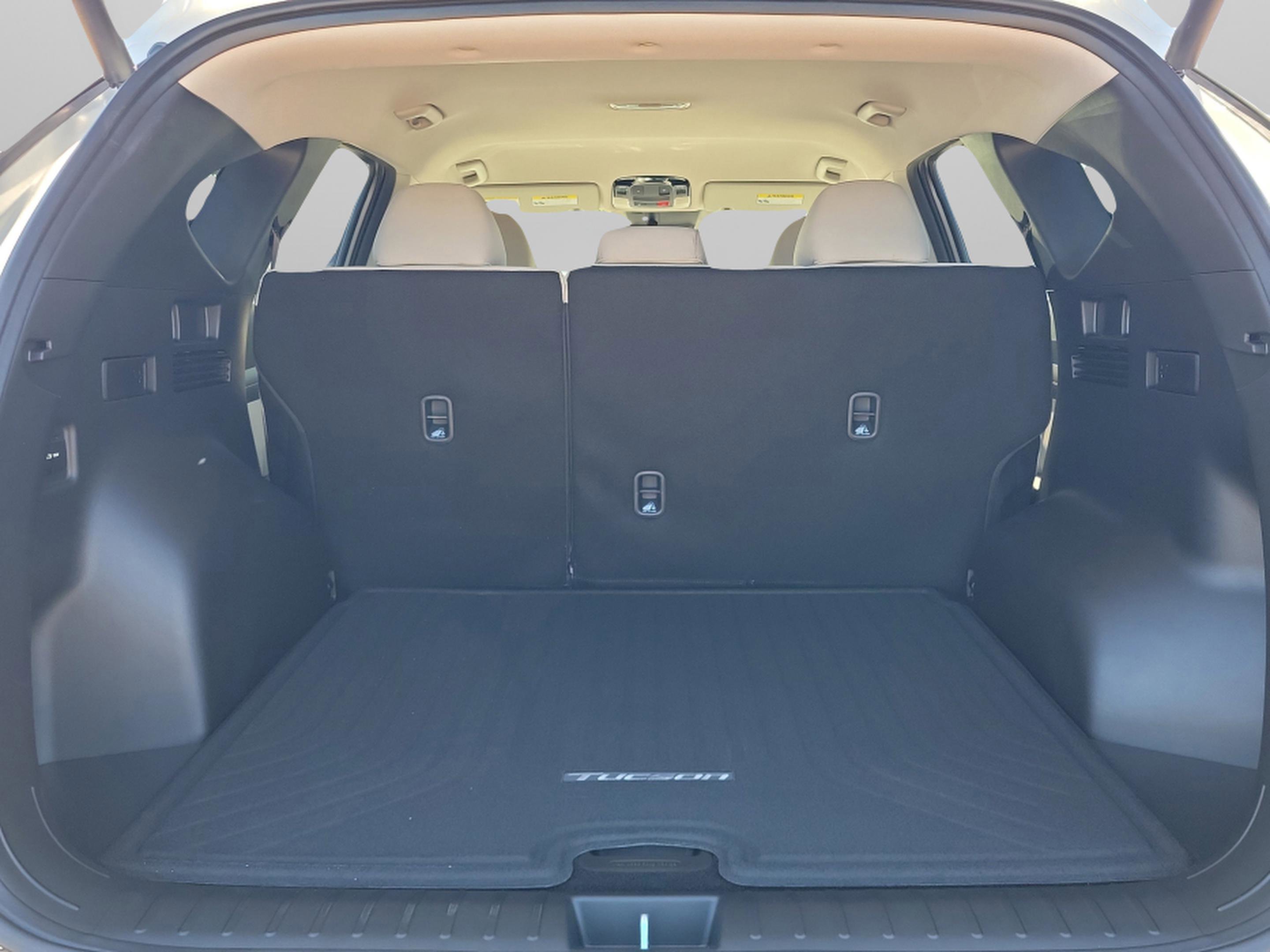 New 2026 Hyundai Tucson SEL image 8