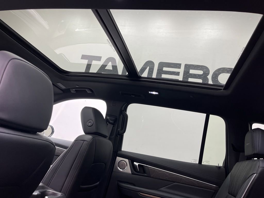 New 2026 Buick Enclave Avenir w/ Super Cruise Package image 12